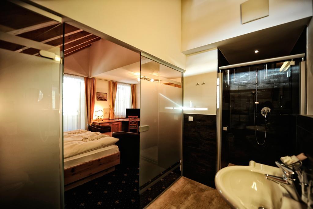 Hotel Fatlar อิสชเกิล ภายนอก รูปภาพ