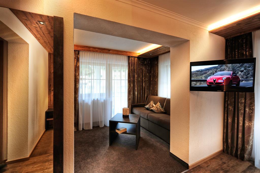 Hotel Fatlar อิสชเกิล ภายนอก รูปภาพ
